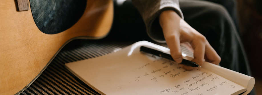 7 Songwriting Tips and Tricks That Changed My Life